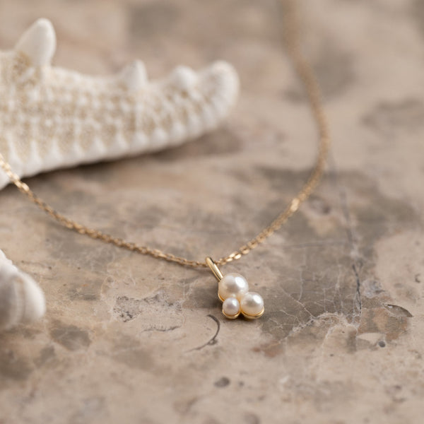 BOBBIE PEARL SOLID GOLD PENDANT