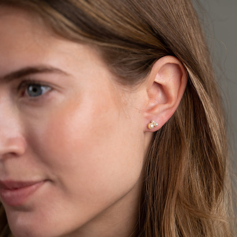 BOBBIE PEARL SOLID GOLD EARRING