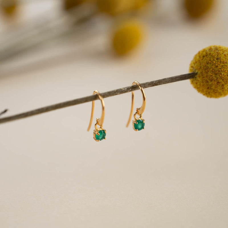 GEMMA GREEN AGATE GOLDEN HOOK EARRING