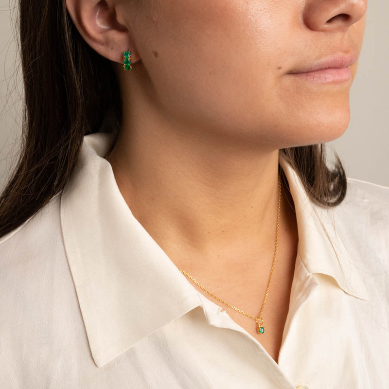 GEMMA GREEN AGATE GOLDEN HUGGIE EARRING