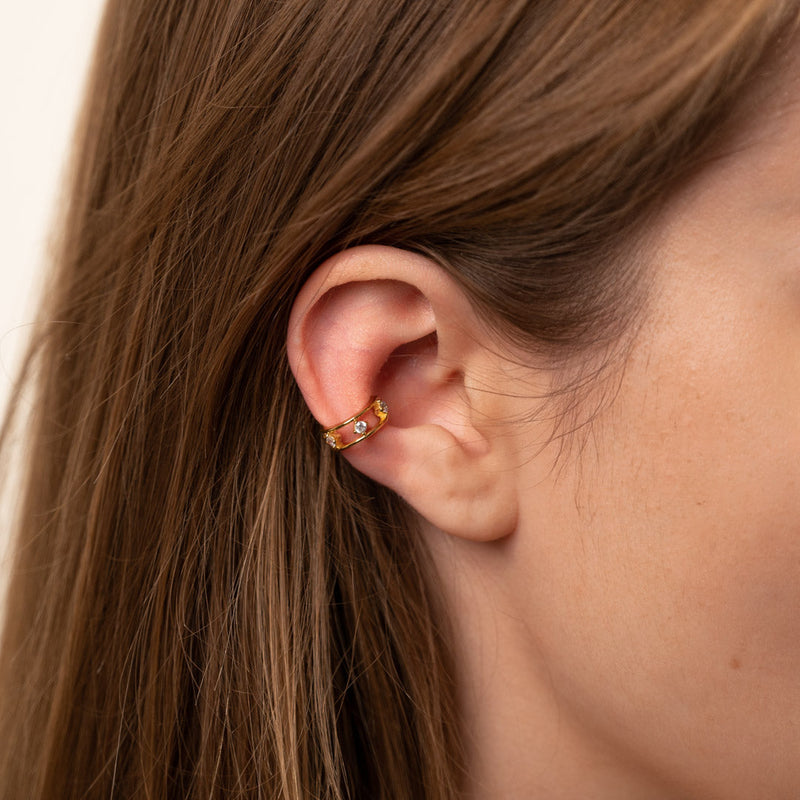 HAILEY GOLDEN EAR CUFF