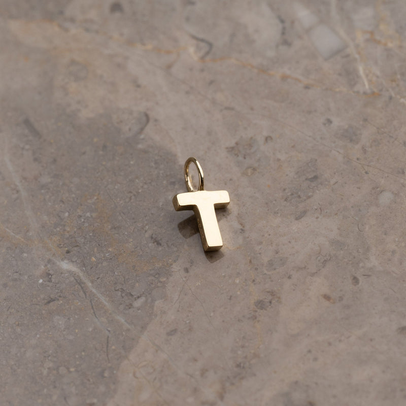 LETTER SOLID GOLD PENDANT