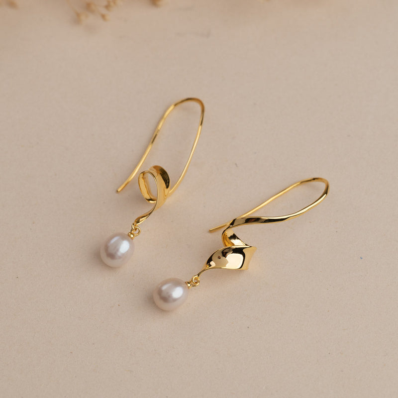 VITA PEARL GOLDEN EARRING